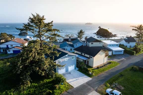 Beachside Suite at Lipowitz - Image 1