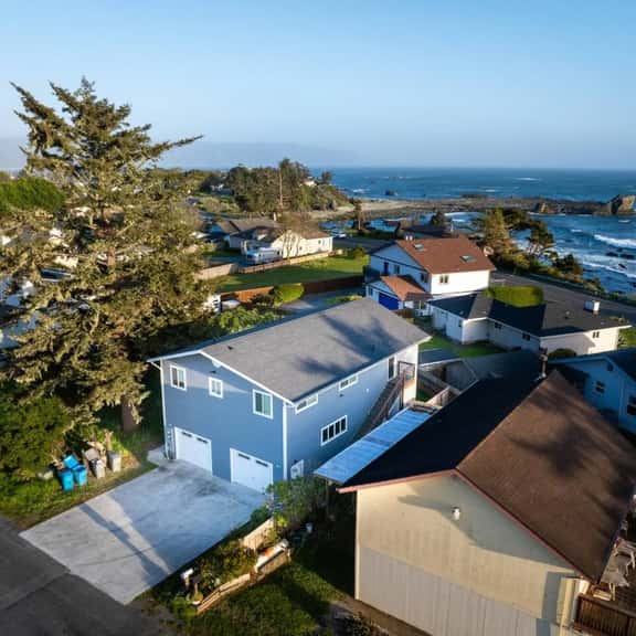 Sea View at Lipowitz - Image 1